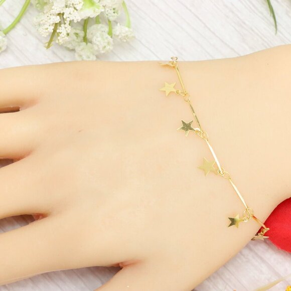 "Trendy Handmade Bracelet – A Thoughtful Gift for Girls & Women | UNVRC1146 - Picture 6 of 10